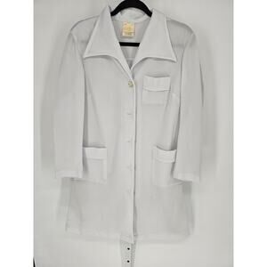 Classic Uniforms Women's White Long Sleeve Button-Down Lab Coat Size 16